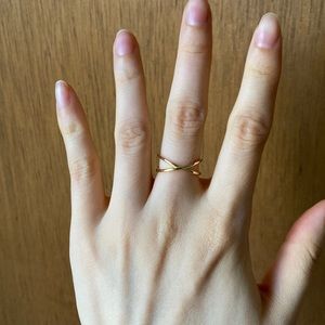 Gold ring
